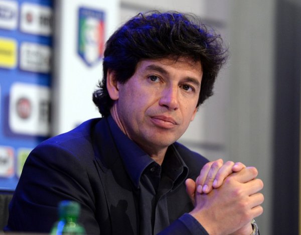 信通配资 阿尔贝蒂尼: 巴萨防守警惕高球&避免禁区前犯规 亚马尔能赢金球奖